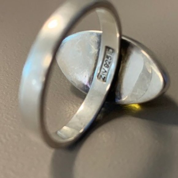 925 Sterling Silver Natural Marquise Shaped Baltic Amber Ring, with Inclusion, 7 - Picture 4 of 5